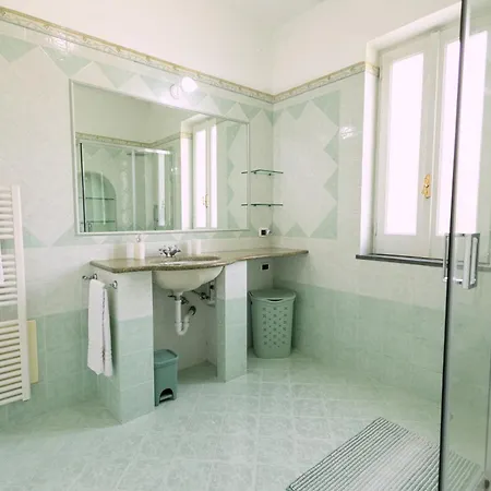 Elysium House - In With Garden * Ischia