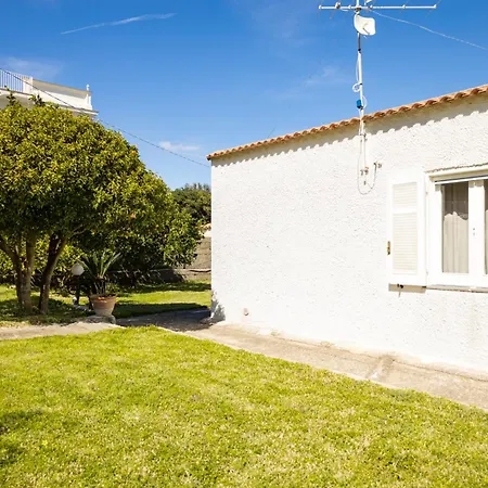 Apartment Elysium House - In With Garden